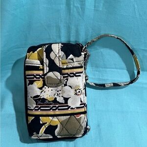 Vera Bradley Black and Yellow Wristlet Dodwood